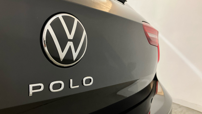 Volkswagen Polo 1.0 TSI 115 Black Edition 5dr DSG Petrol Hatchback - Image 25
